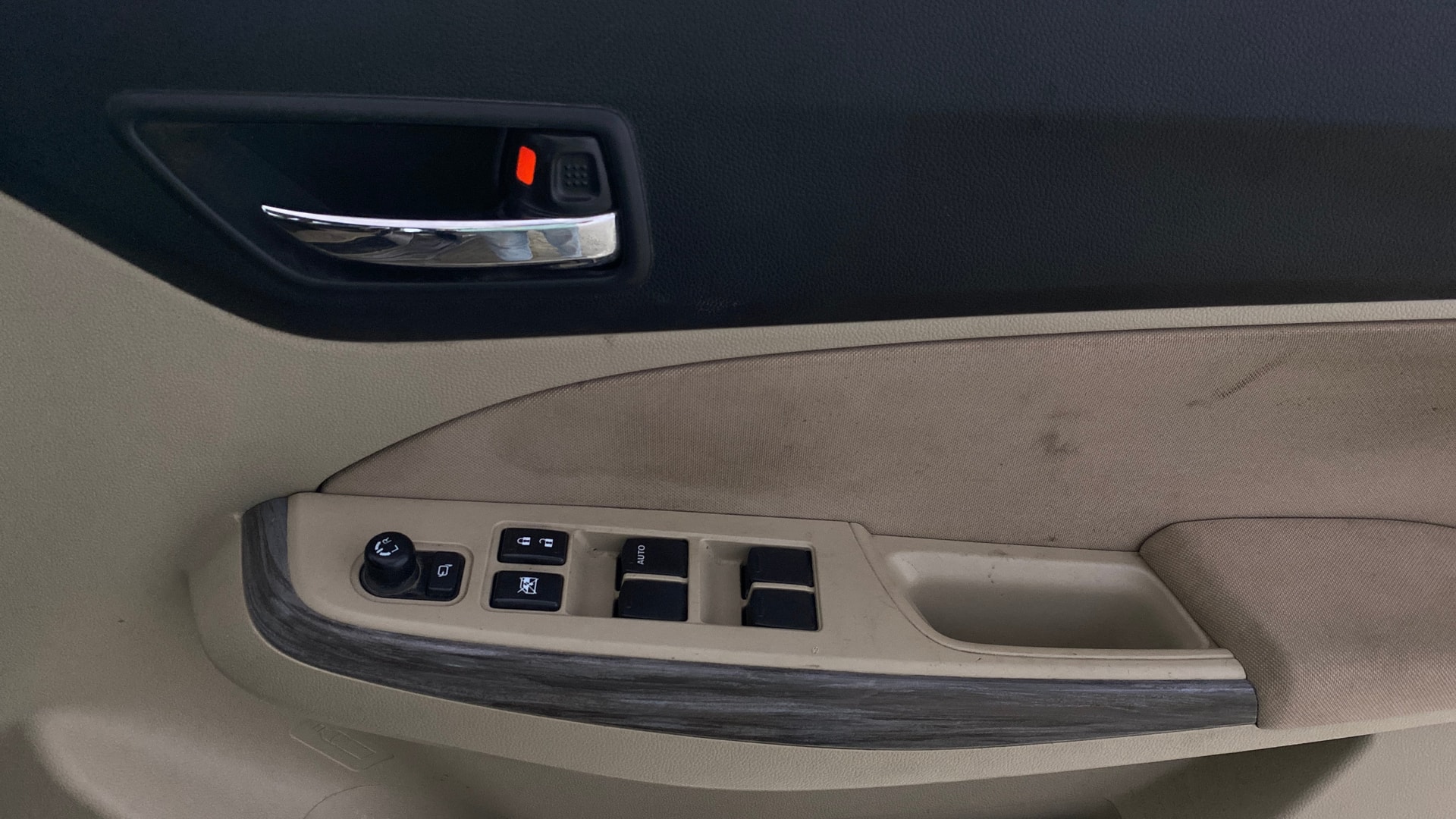 View 2022 Maruti Suzuki 1000 Base Variant Image 33 Used 2022 Maruti Suzuki 1000 Base Variant Image 33