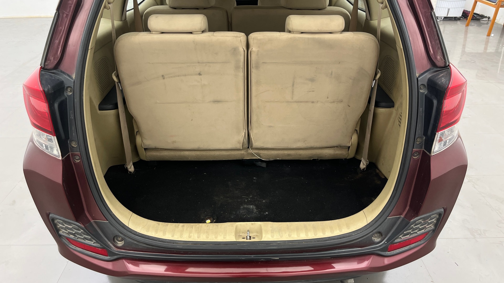 View 2014 Honda Mobilio E Diesel Image 10 Used 2014 Honda Mobilio E Diesel Image 10