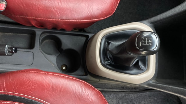 View Hyundai Grand i10 Image 37 Used Hyundai Grand i10 Image 37