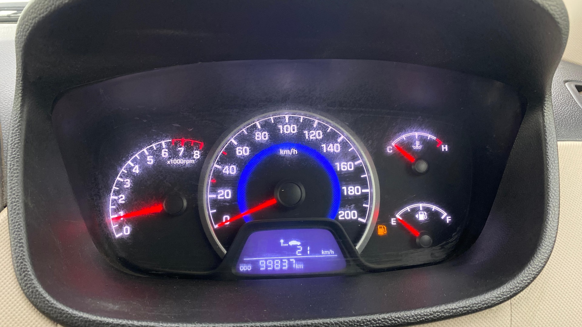 View 2018 Hyundai Grand i10 Magna 1.2 Kappa VTVT Image 33 Used 2018 Hyundai Grand i10 Magna 1.2 Kappa VTVT Image 33
