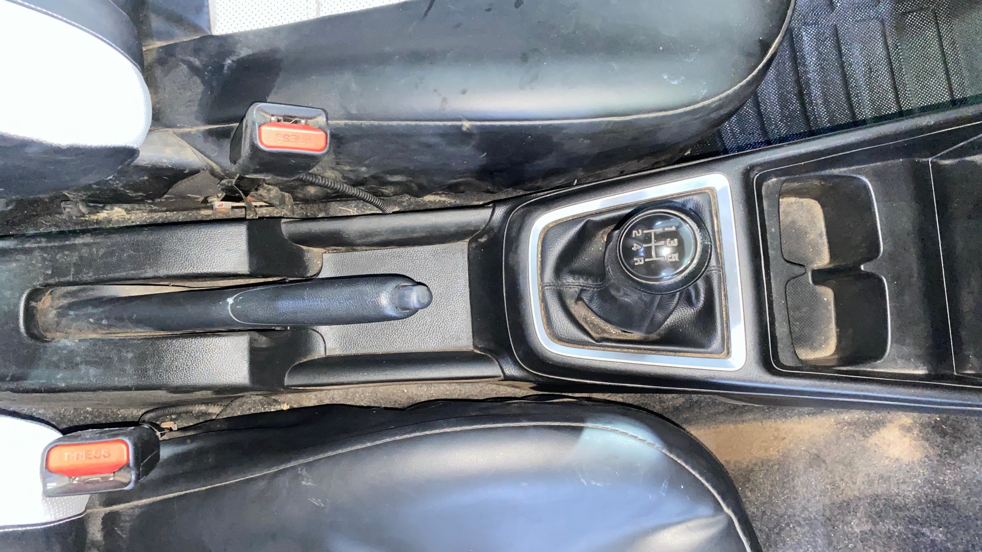 View 2022 Maruti Suzuki 1000 Base Variant Image 37 Used 2022 Maruti Suzuki 1000 Base Variant Image 37