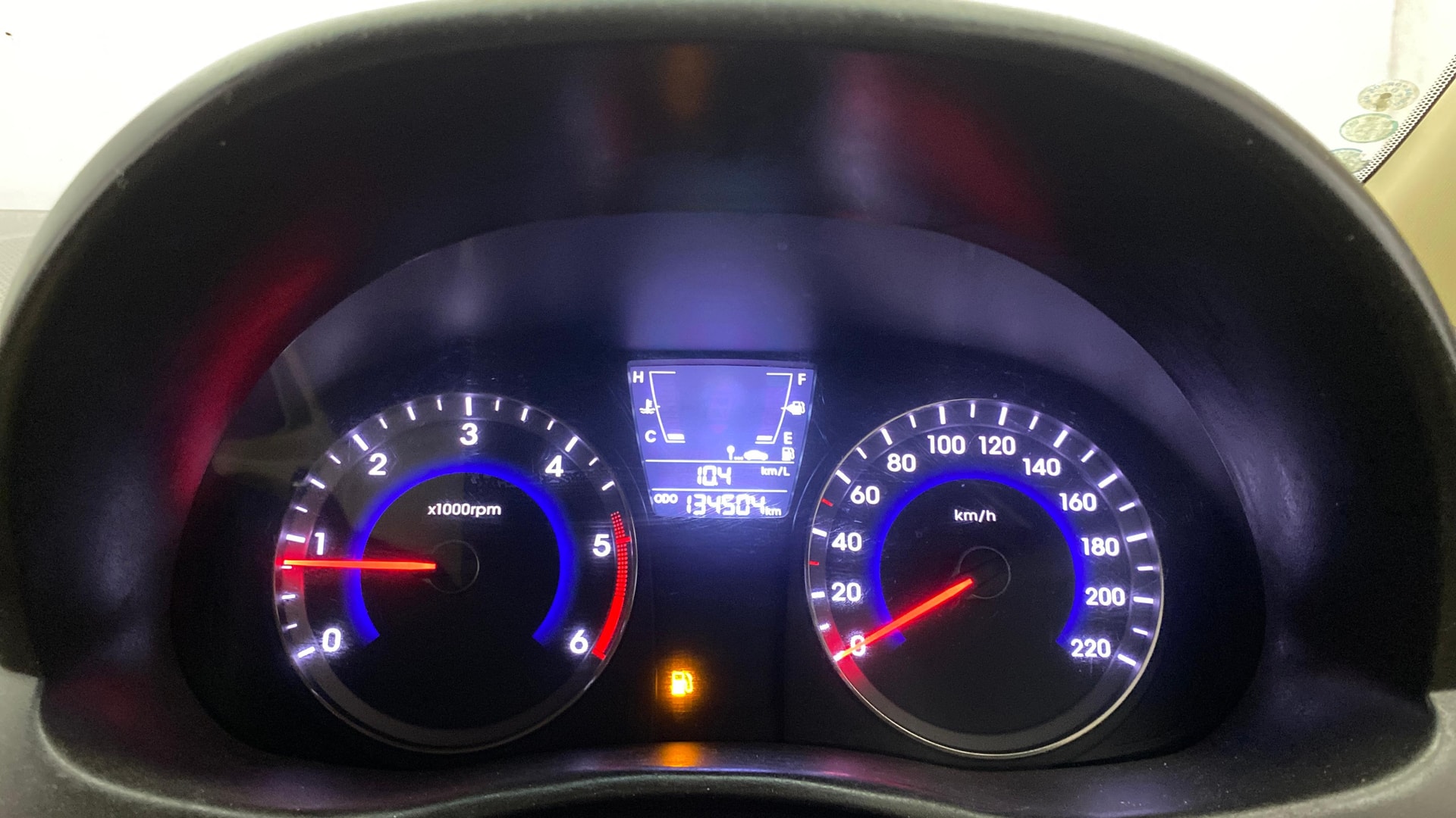 View 2013 Hyundai Fluidic Verna 1.6 CRDI EX Image 34 Used 2013 Hyundai Fluidic Verna 1.6 CRDI EX Image 34