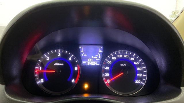 View Hyundai Fluidic Verna Image 34 Used Hyundai Fluidic Verna Image 34
