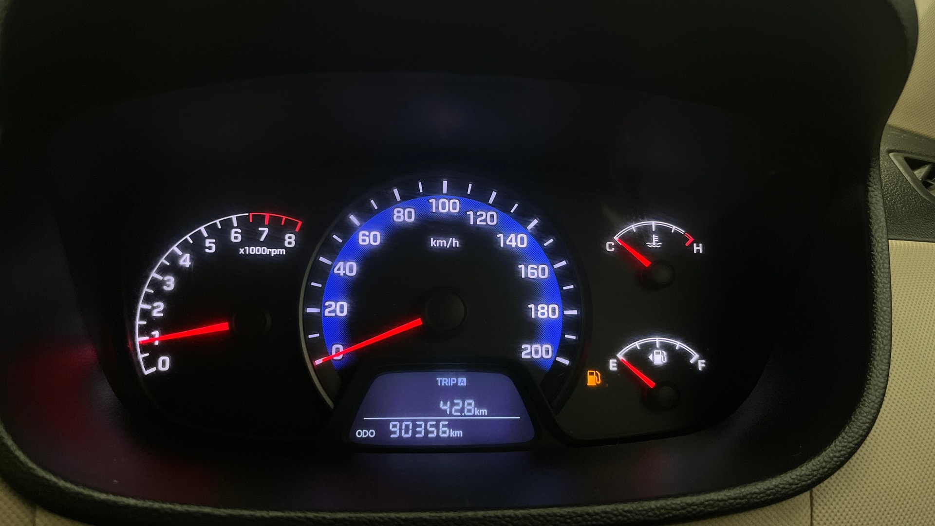 View 2014 Hyundai Xcent E Petrol Image 33 Used 2014 Hyundai Xcent E Petrol Image 33