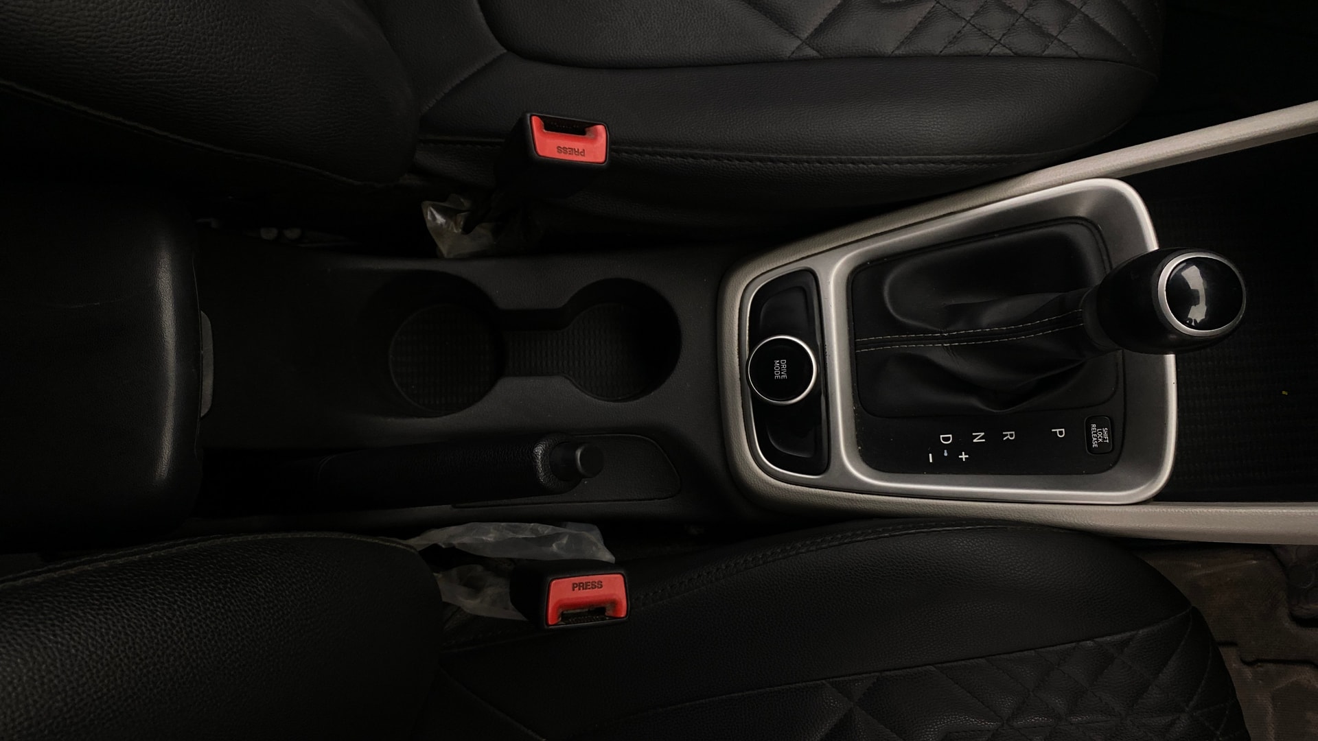 View 2023 Hyundai Venue S (O) 1.0 Turbo Petrol DCT Image 39 Used 2023 Hyundai Venue S (O) 1.0 Turbo Petrol DCT Image 39