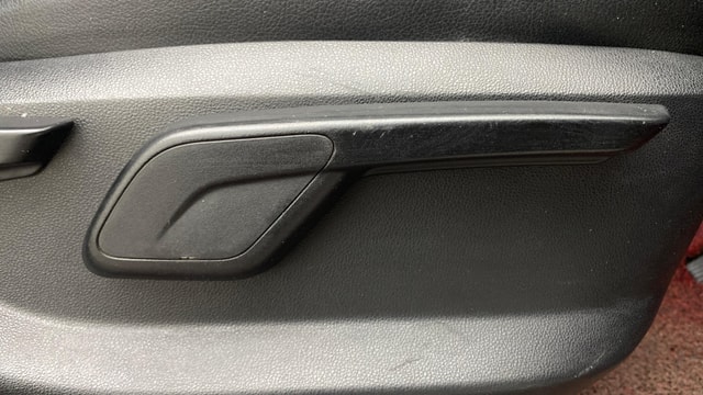 View Mahindra KUV100 Image 18 Used Mahindra KUV100 Image 18