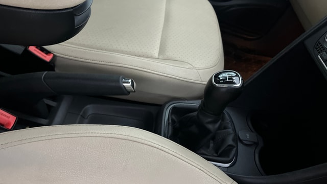 View Skoda Rapid Image 38 Used Skoda Rapid Image 38