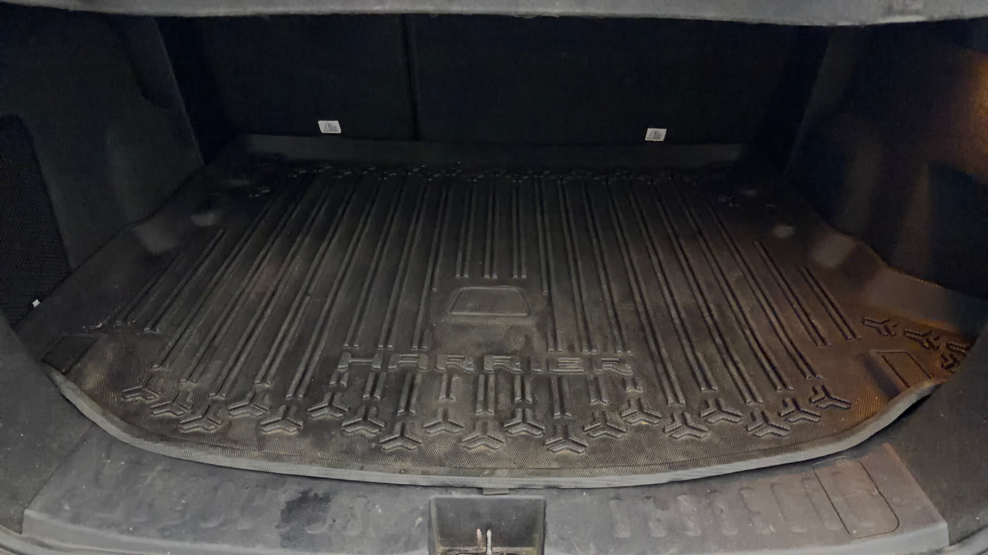 View 2022 Tata Harrier XE Image 11 Used 2022 Tata Harrier XE Image 11
