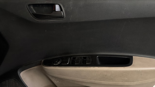 View Hyundai Grand i10 Image 32 Used Hyundai Grand i10 Image 32