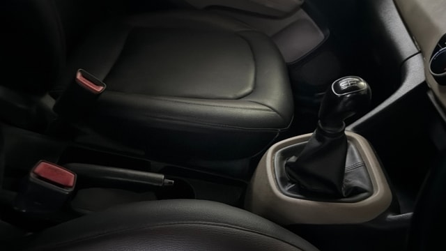 View Hyundai Grand i10 Image 37 Used Hyundai Grand i10 Image 37