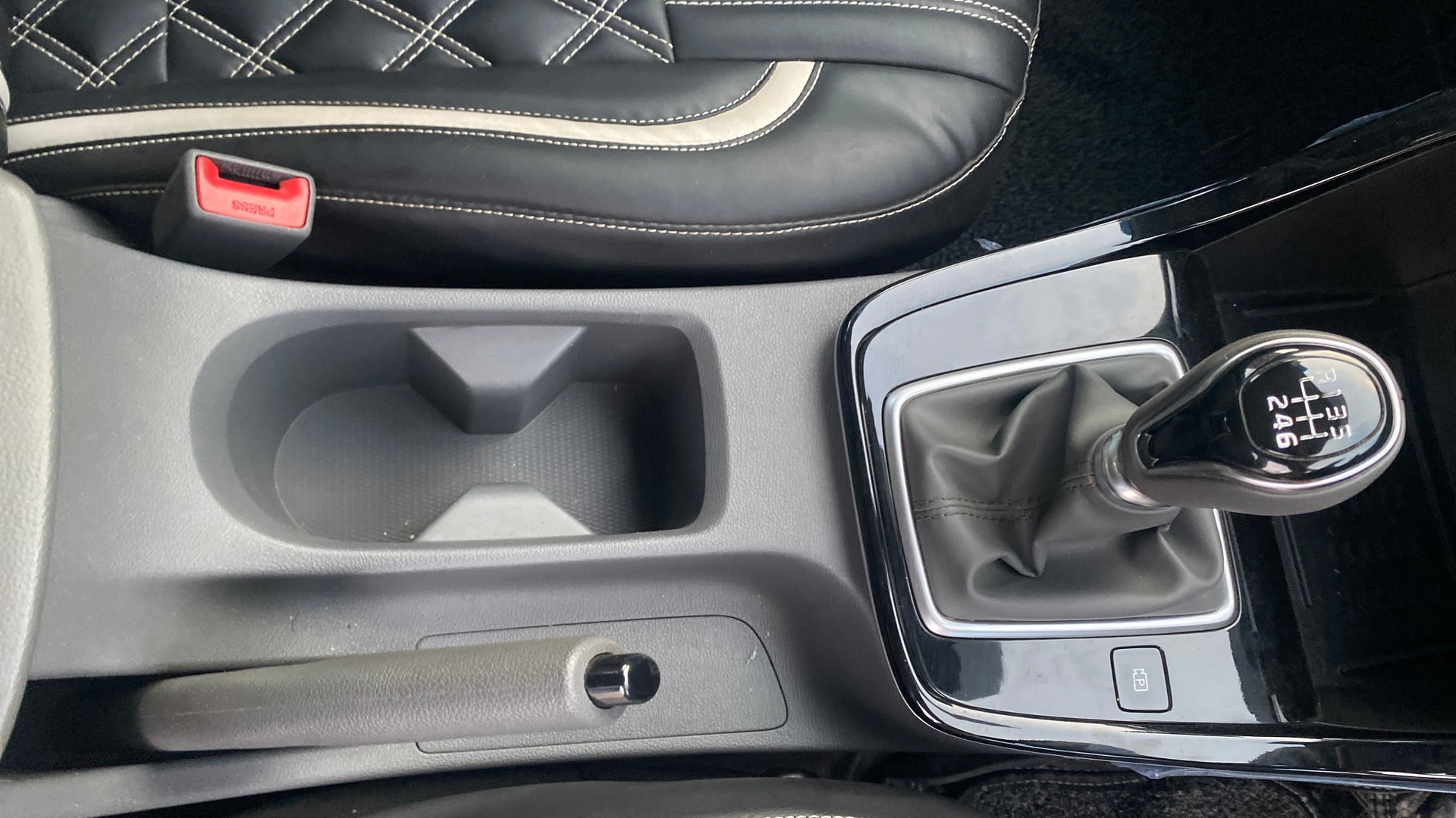 Used 2024 Hyundai Creta Used 2024 Hyundai Creta