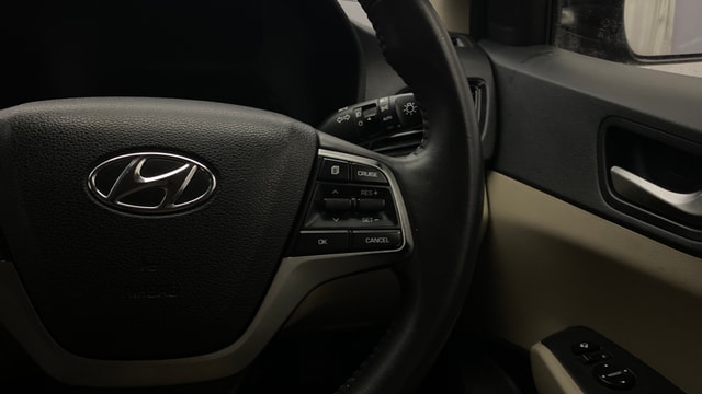 View Hyundai Verna Image 3 Used Hyundai Verna Image 3
