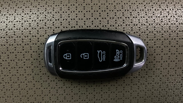 View Hyundai Verna Image 19 Used Hyundai Verna Image 19