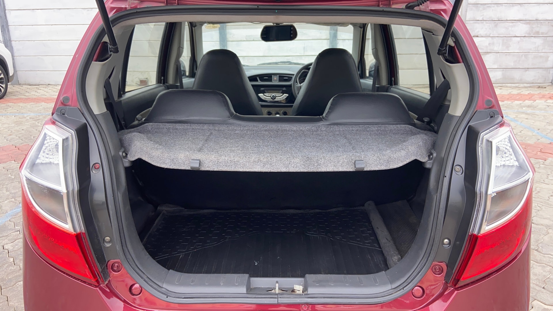 Used 2015 Maruti Suzuki Alto K10 Used 2015 Maruti Suzuki Alto K10