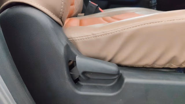 View Maruti Suzuki Stingray Image 18 Used Maruti Suzuki Stingray Image 18