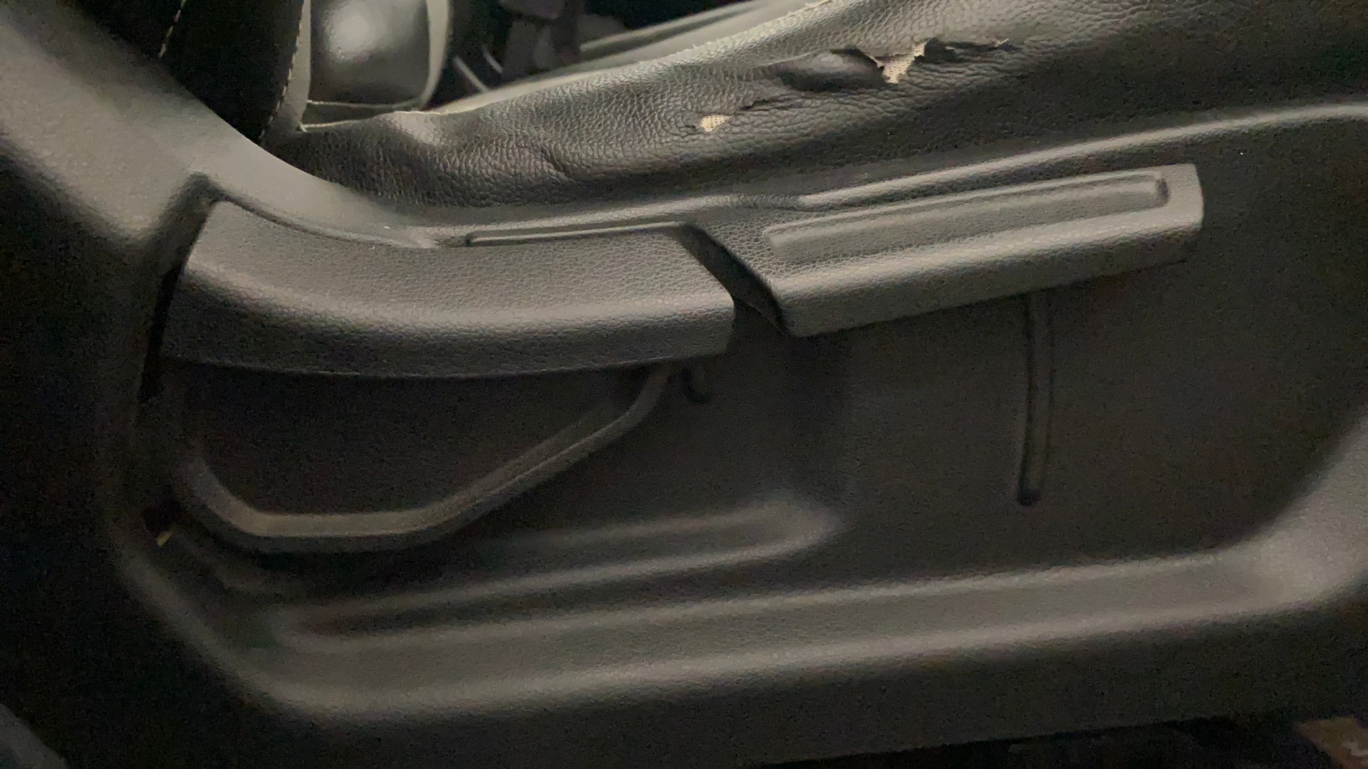 View 2019 Hyundai Venue SX (O) 1.0 iMT Petrol Image 12 Used 2019 Hyundai Venue SX (O) 1.0 iMT Petrol Image 12