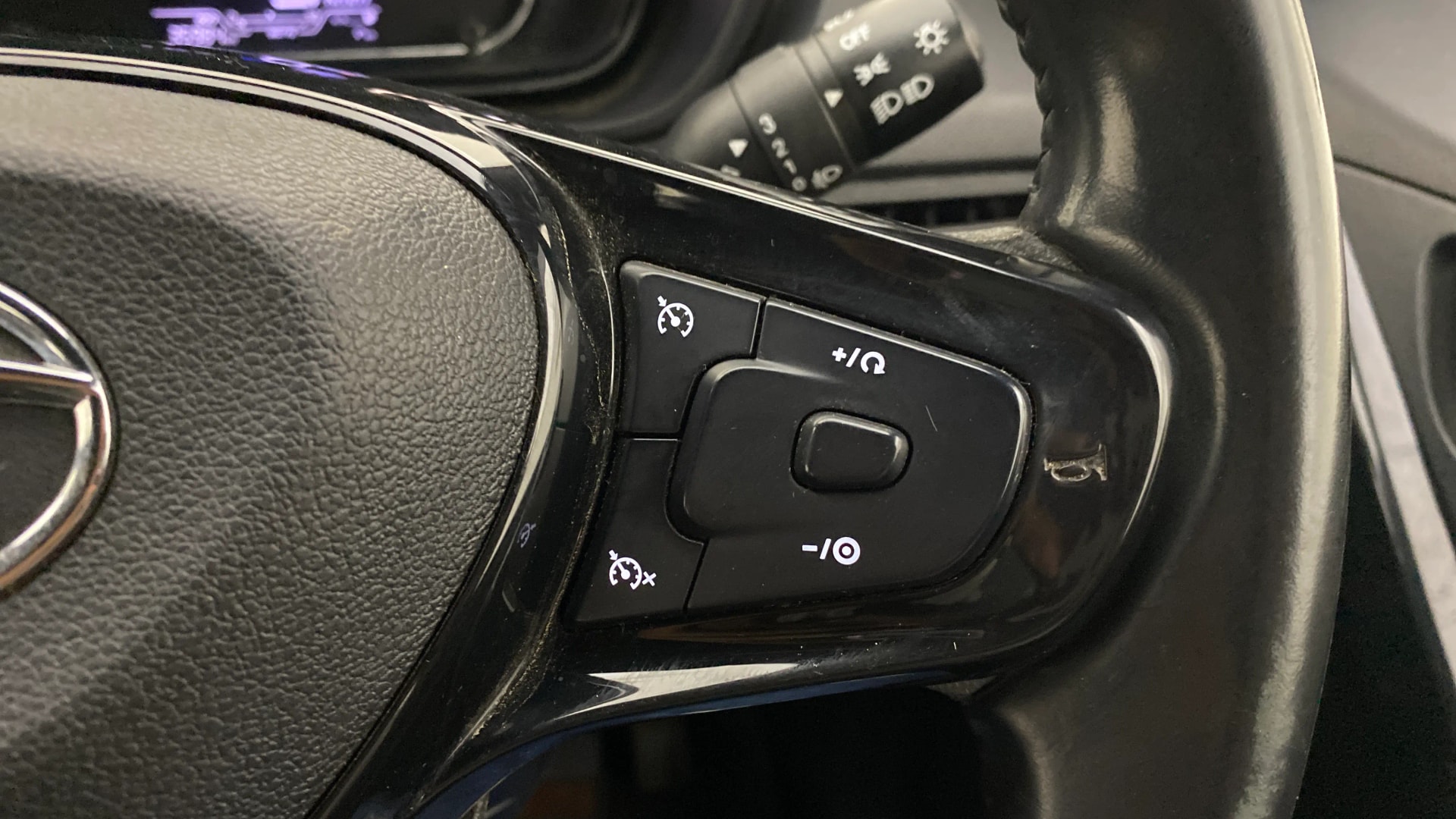 View 2023 Tata Nexon Revotron XZA Plus AMT Dark Image 3 Used 2023 Tata Nexon Revotron XZA Plus AMT Dark Image 3