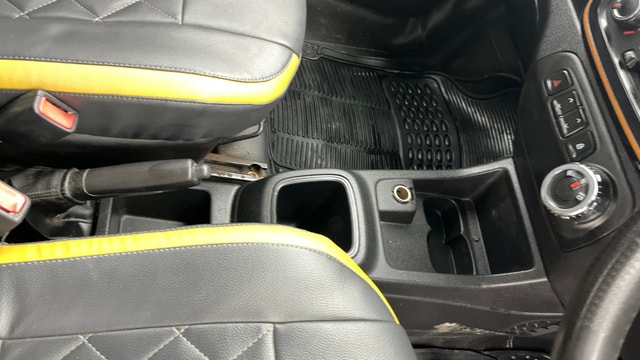 View Renault Kwid Image 38 Used Renault Kwid Image 38