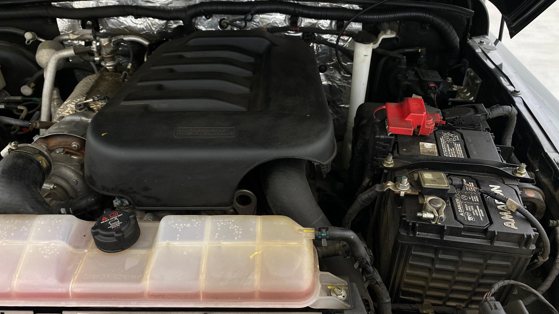 View 2025 Mahindra Thar Roxx AX3L Diesel 2WD MT Image 14 Used 2025 Mahindra Thar Roxx AX3L Diesel 2WD MT Image 14