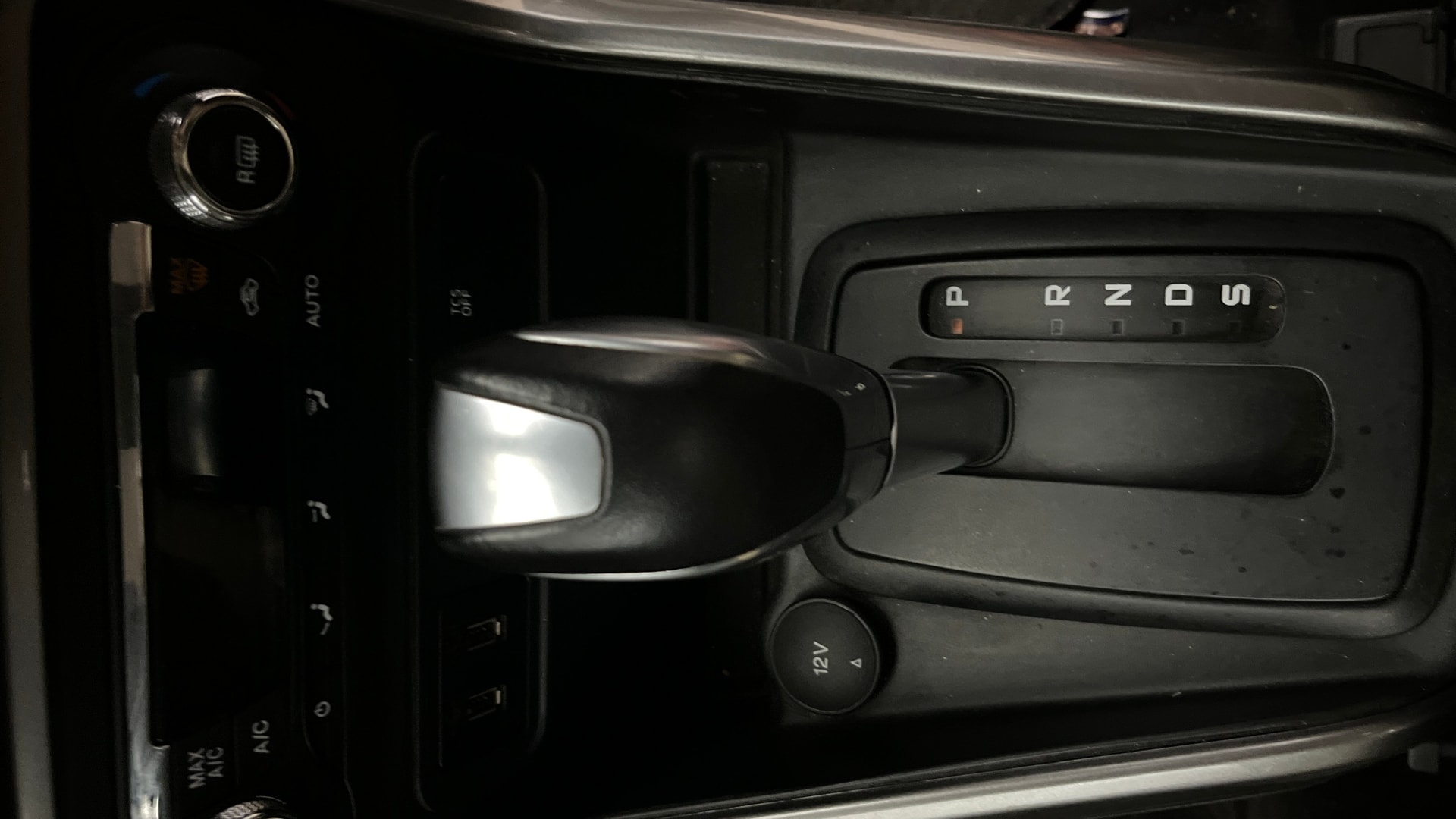 View 2020 Ford EcoSport 1.5 TDCi Diesel Ambiente BS IV Image 43 Used 2020 Ford EcoSport 1.5 TDCi Diesel Ambiente BS IV Image 43