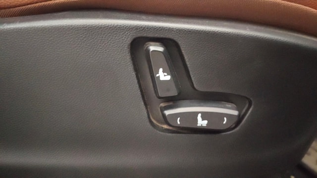 View MG Hector Plus Image 12 Used MG Hector Plus Image 12