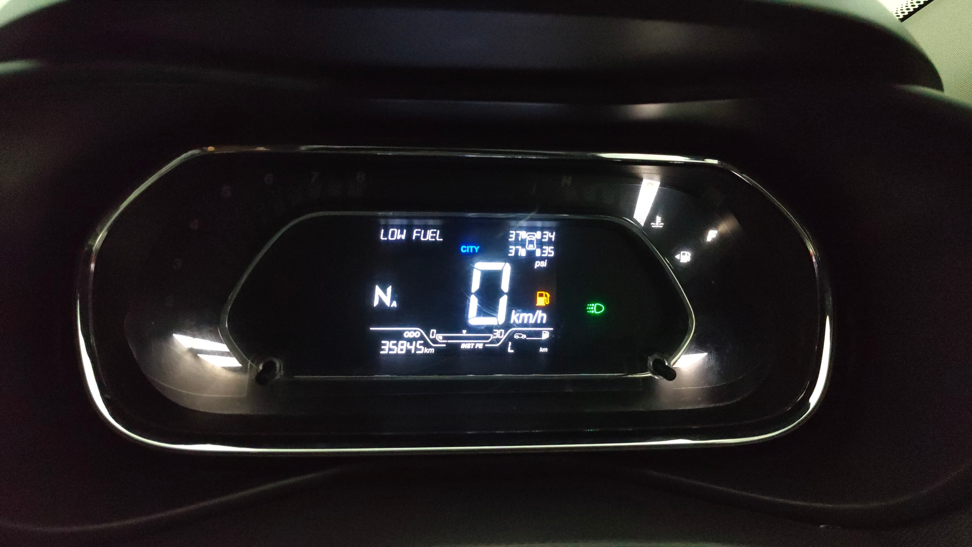 View 2022 Tata Nexon Revotron XE Image 36 Used 2022 Tata Nexon Revotron XE Image 36