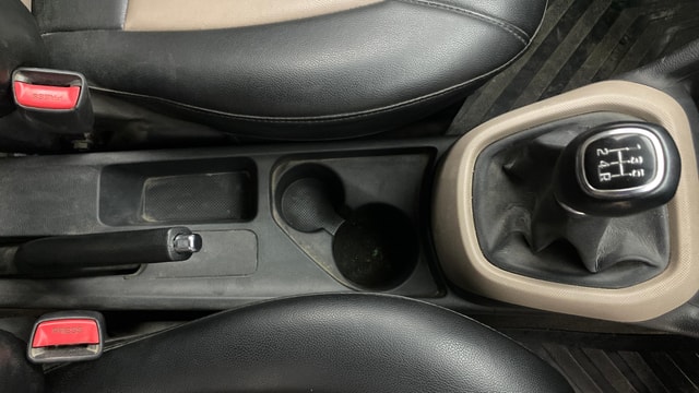 View Hyundai Grand i10 Image 39 Used Hyundai Grand i10 Image 39