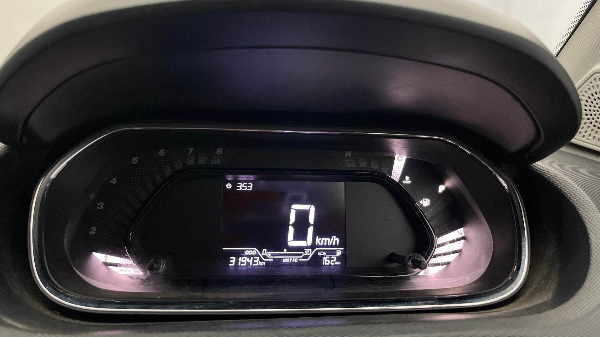 View 2021 Tata Tiago Revotorq XB Image 34 Used 2021 Tata Tiago Revotorq XB Image 34