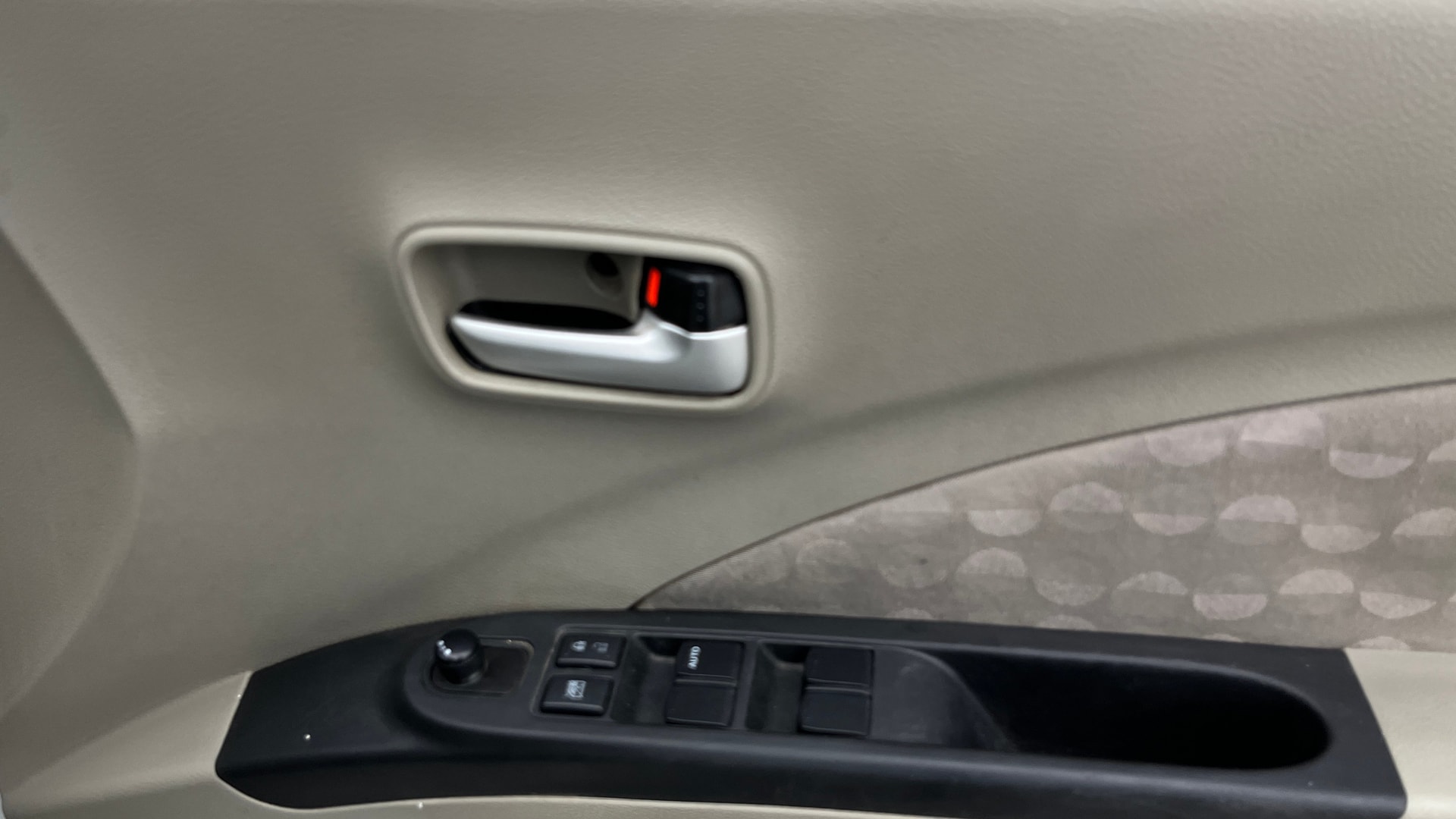 View 2015 Maruti Suzuki 1000 Base Variant Image 32 Used 2015 Maruti Suzuki 1000 Base Variant Image 32