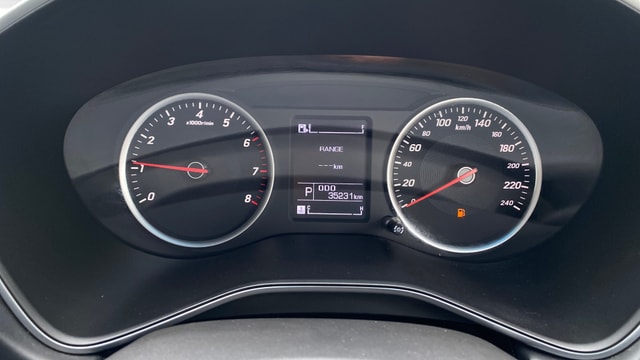 View MG Hector Image 21 Used MG Hector Image 21