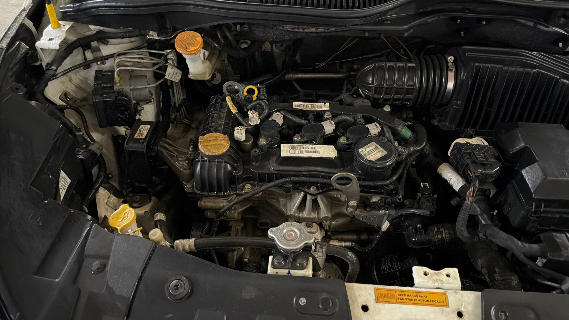 View 2021 Tata Altroz XE Petrol Image 3 Used 2021 Tata Altroz XE Petrol Image 3