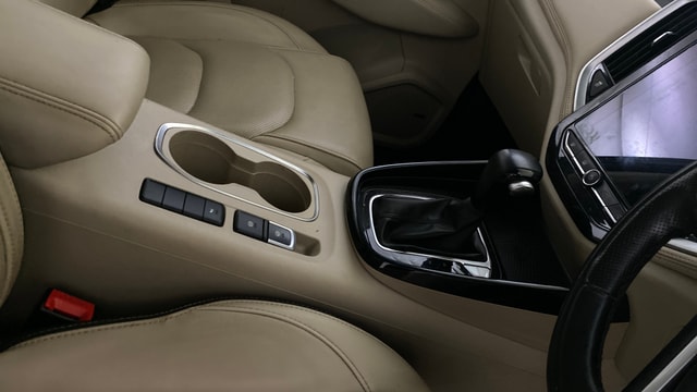 View MG Hector Image 39 Used MG Hector Image 39