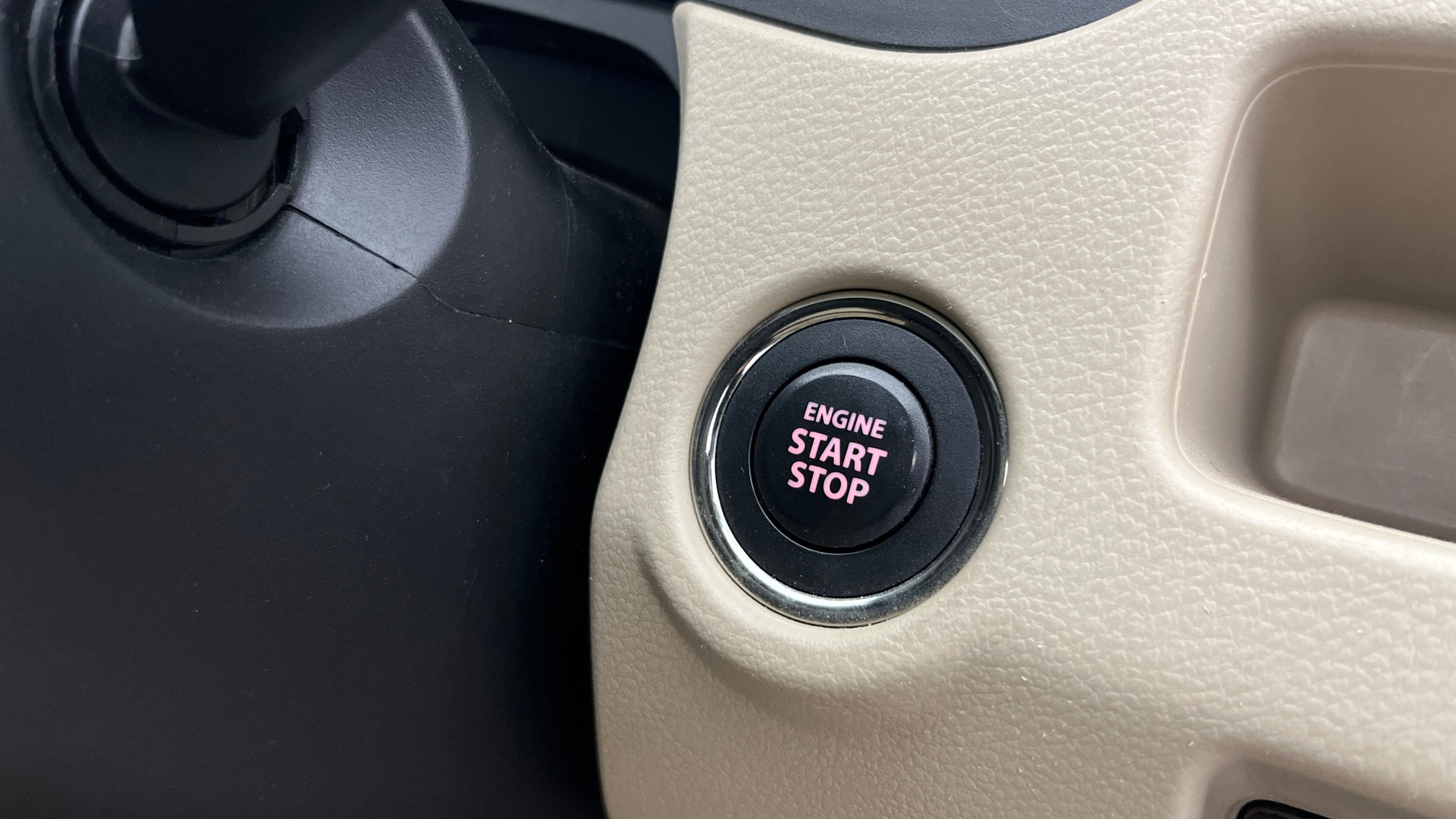 View 2019 Maruti Suzuki 1000 Base Variant Image 35 Used 2019 Maruti Suzuki 1000 Base Variant Image 35