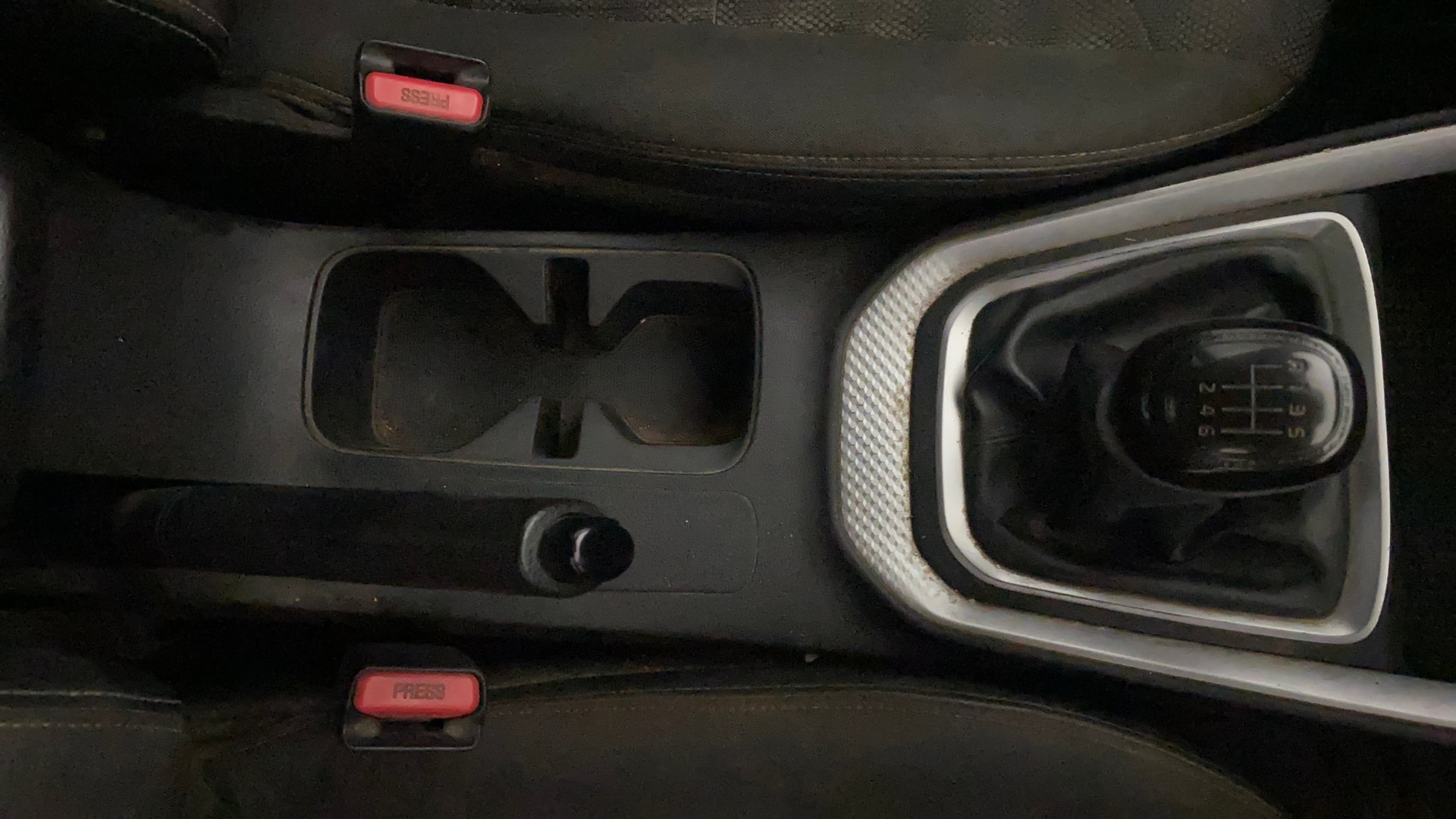 View 2020 Kia Sonet HTK Plus iMT Petrol Image 44 Used 2020 Kia Sonet HTK Plus iMT Petrol Image 44
