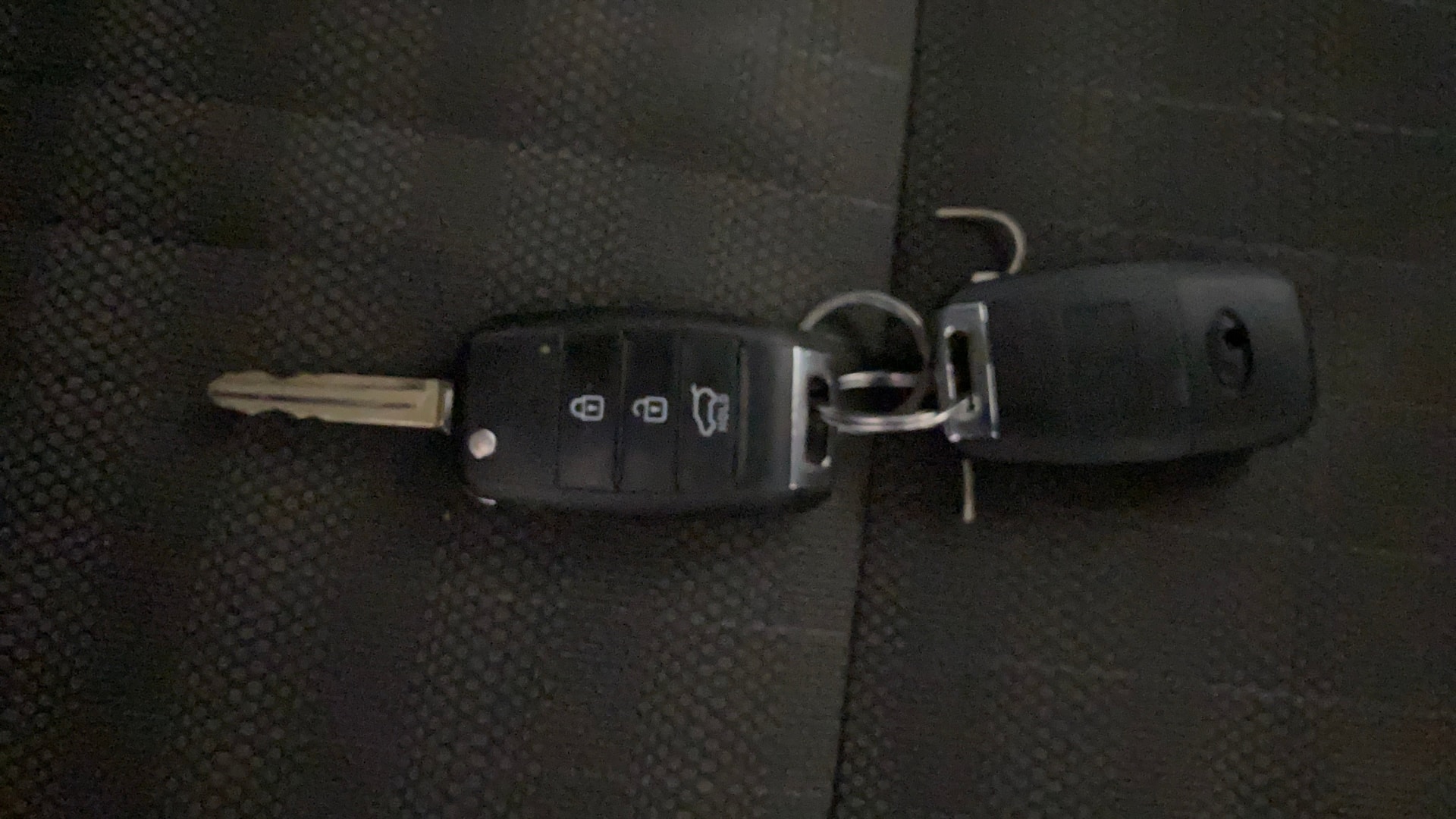 View 2020 Kia Sonet HTK Plus iMT Petrol Image 20 Used 2020 Kia Sonet HTK Plus iMT Petrol Image 20