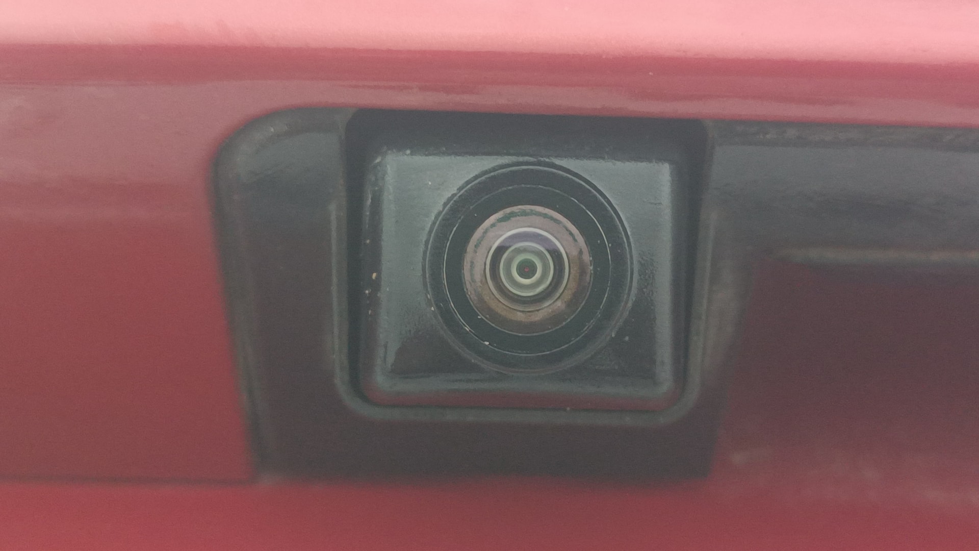 View 2021 Mahindra XUV300 W4 Petrol BS IV Image 16 Used 2021 Mahindra XUV300 W4 Petrol BS IV Image 16