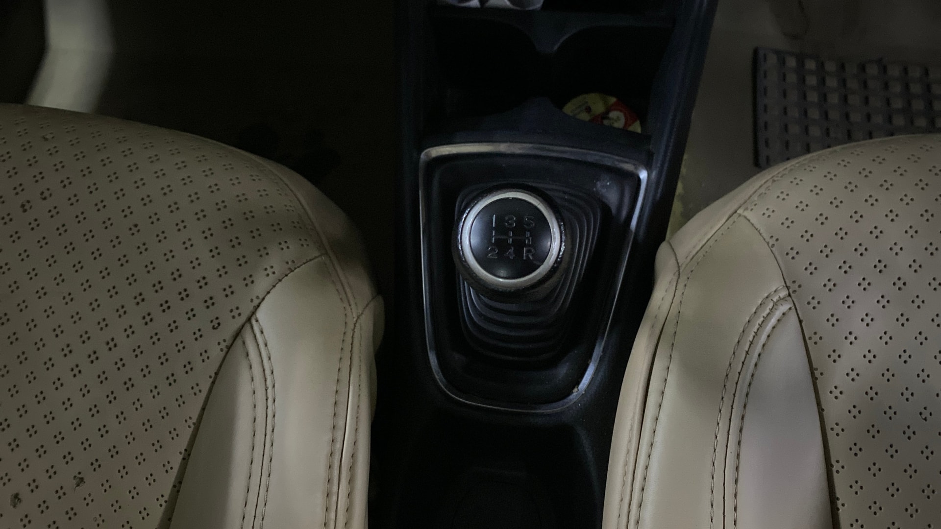 View 2018 Honda Amaze E MT Petrol BS IV Image 41 Used 2018 Honda Amaze E MT Petrol BS IV Image 41