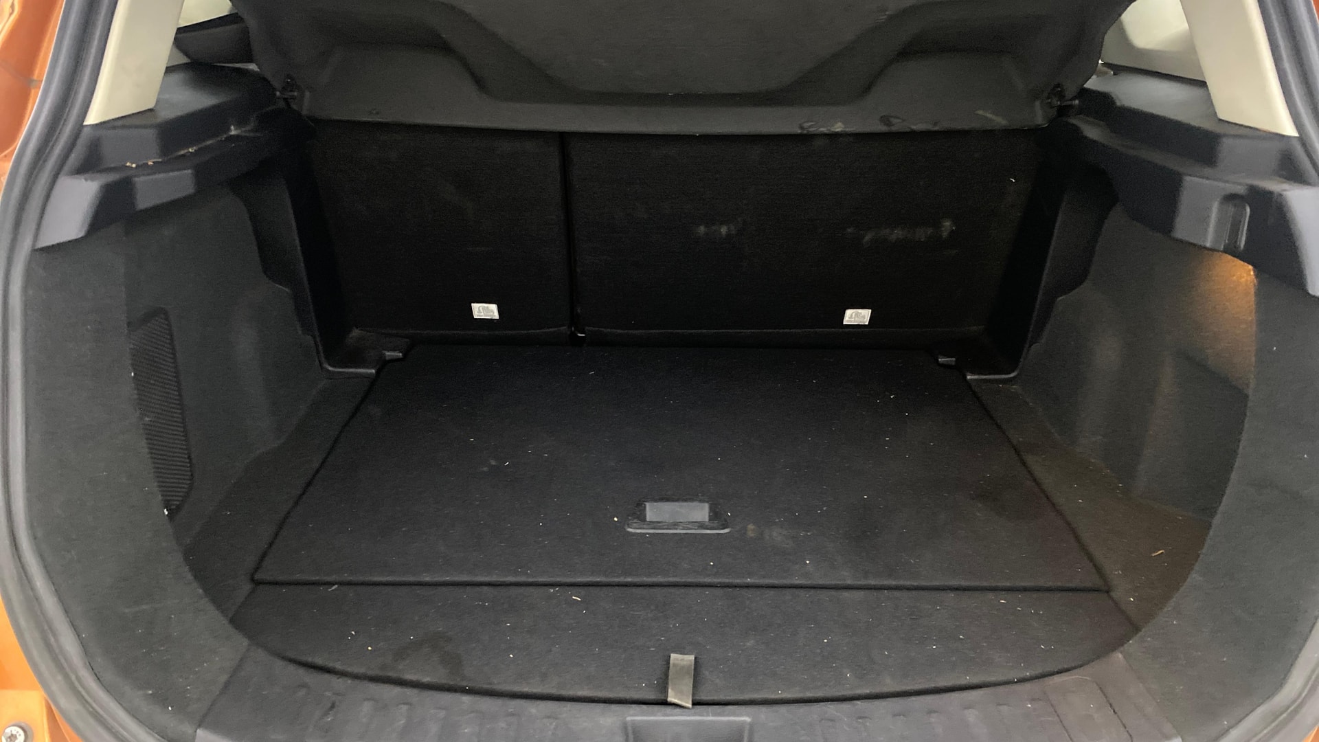 View 2019 Tata Harrier XE Image 10 Used 2019 Tata Harrier XE Image 10