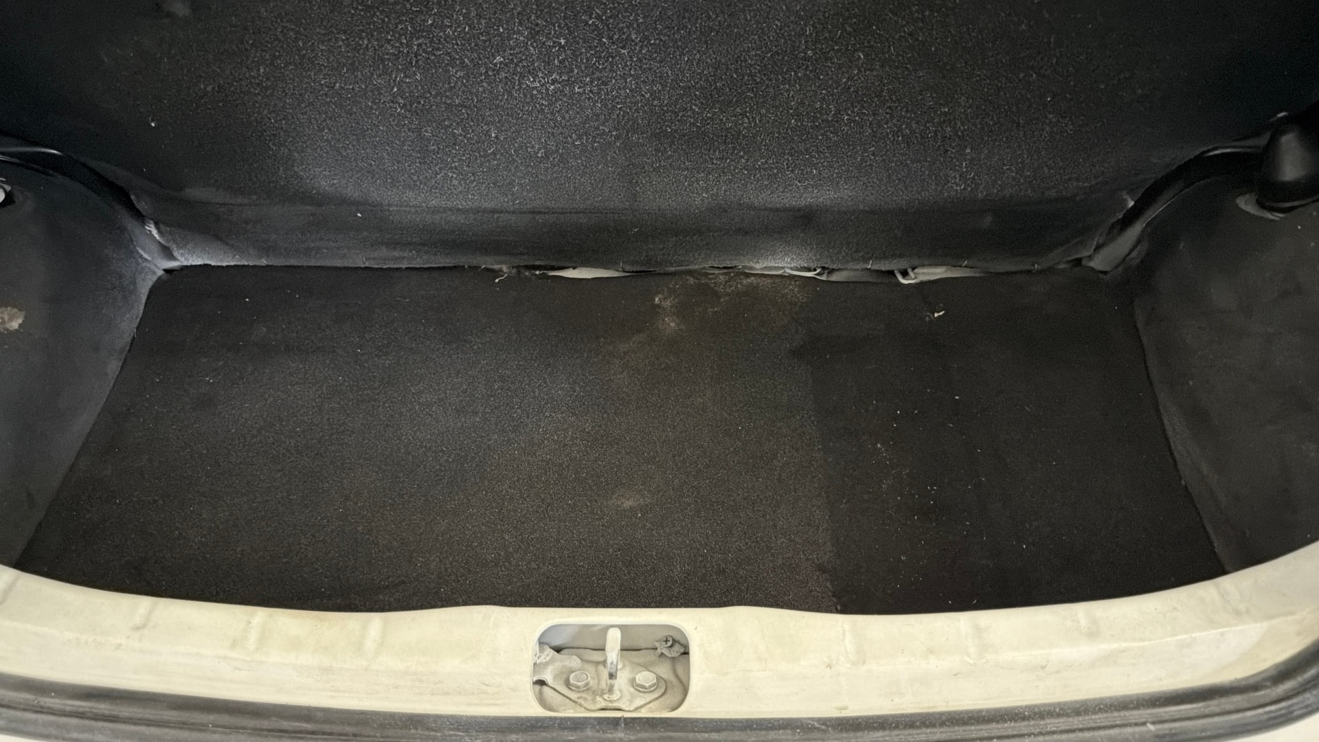 View 2019 Hyundai New Santro D-Lite Petrol Image 10 Used 2019 Hyundai New Santro D-Lite Petrol Image 10