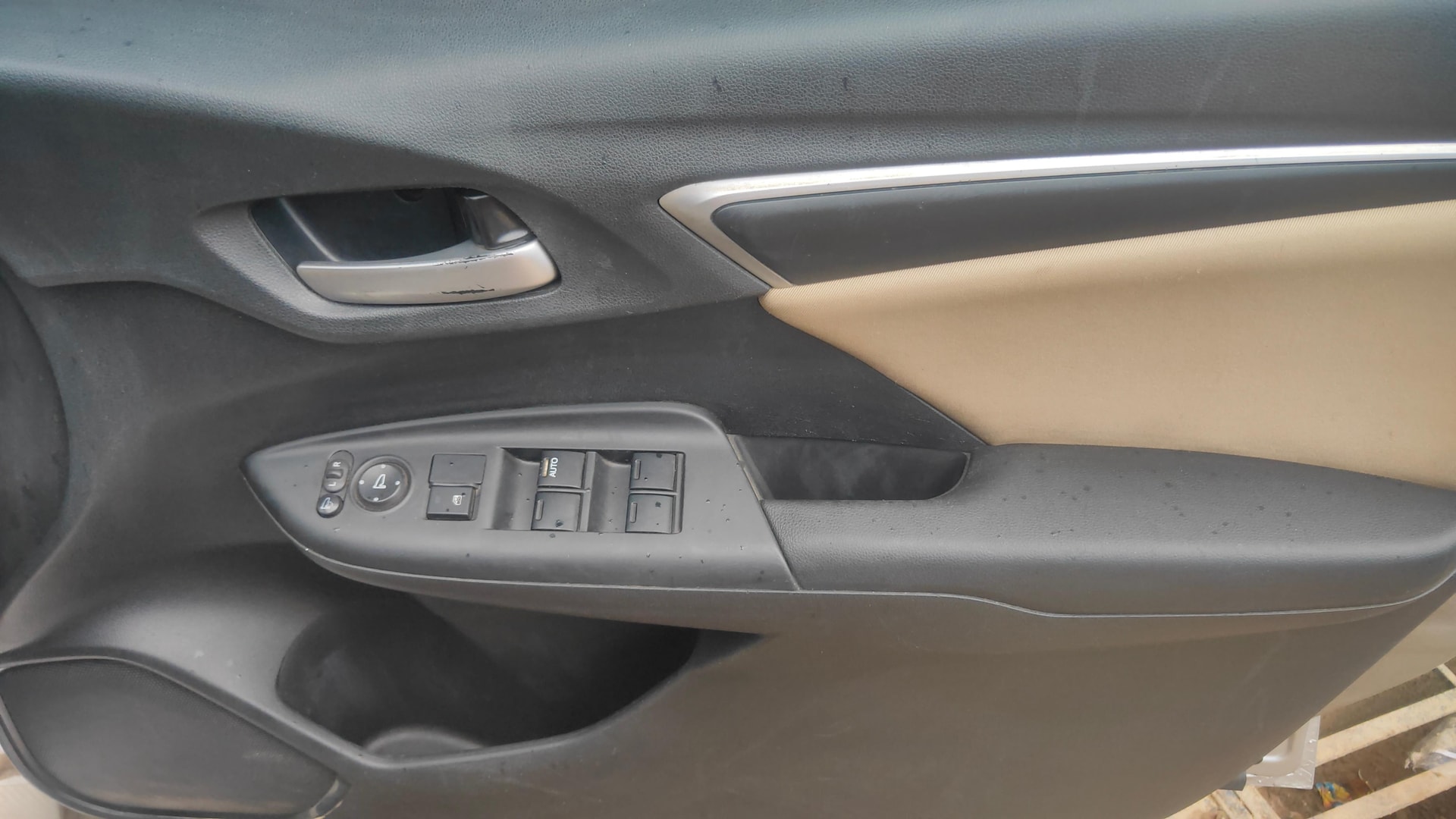 View 2016 Honda Jazz E MT Diesel Image 33 Used 2016 Honda Jazz E MT Diesel Image 33
