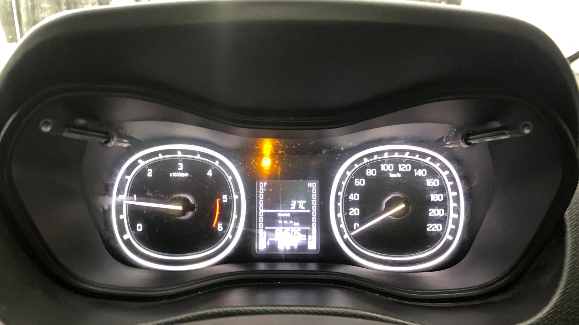 View 2019 Maruti Suzuki 1000 Base Variant Image 33 Used 2019 Maruti Suzuki 1000 Base Variant Image 33