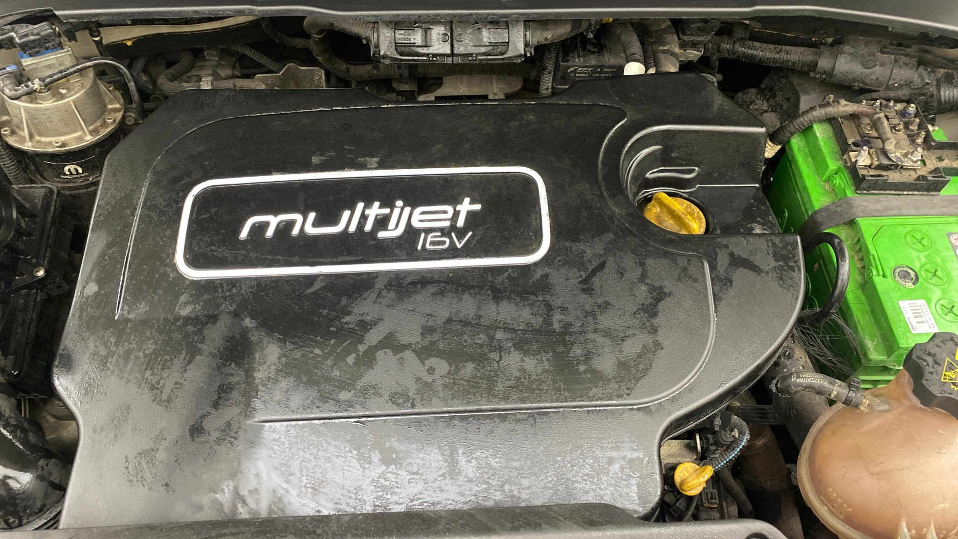 View 2017 Jeep Compass Longitude (O) 2.0 Diesel MT Image 41 Used 2017 Jeep Compass Longitude (O) 2.0 Diesel MT Image 41