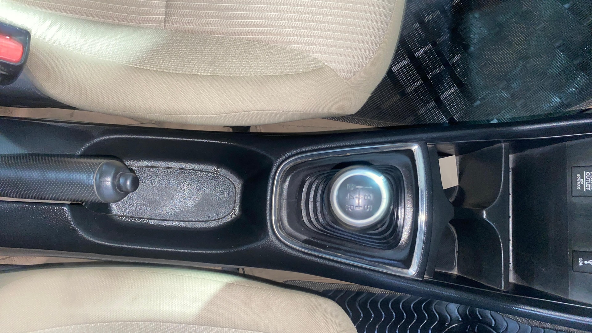 View 2019 Honda Amaze E MT Petrol BS IV Image 37 Used 2019 Honda Amaze E MT Petrol BS IV Image 37