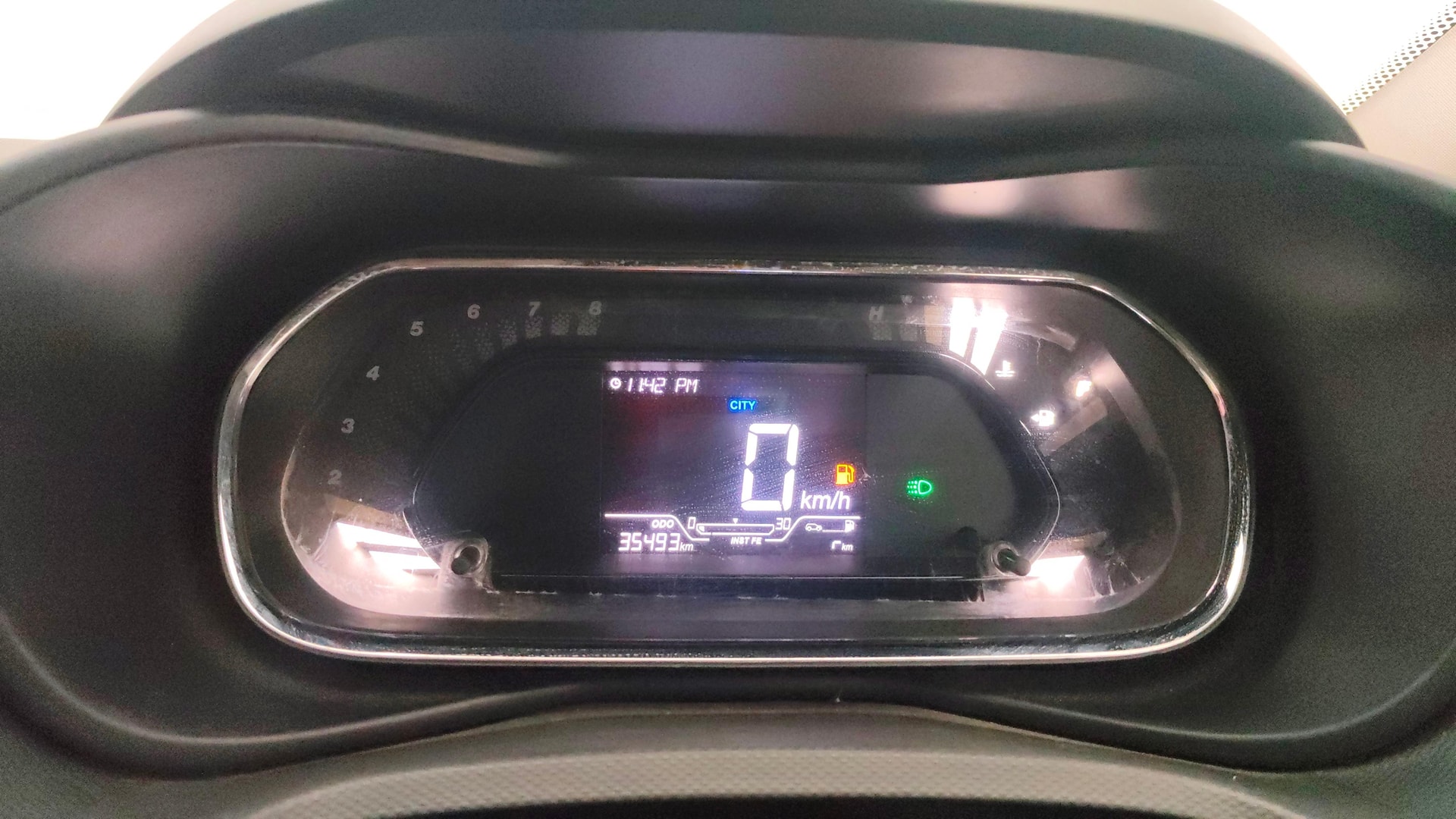 View 2023 Tata Nexon Revotron XE Image 34 Used 2023 Tata Nexon Revotron XE Image 34