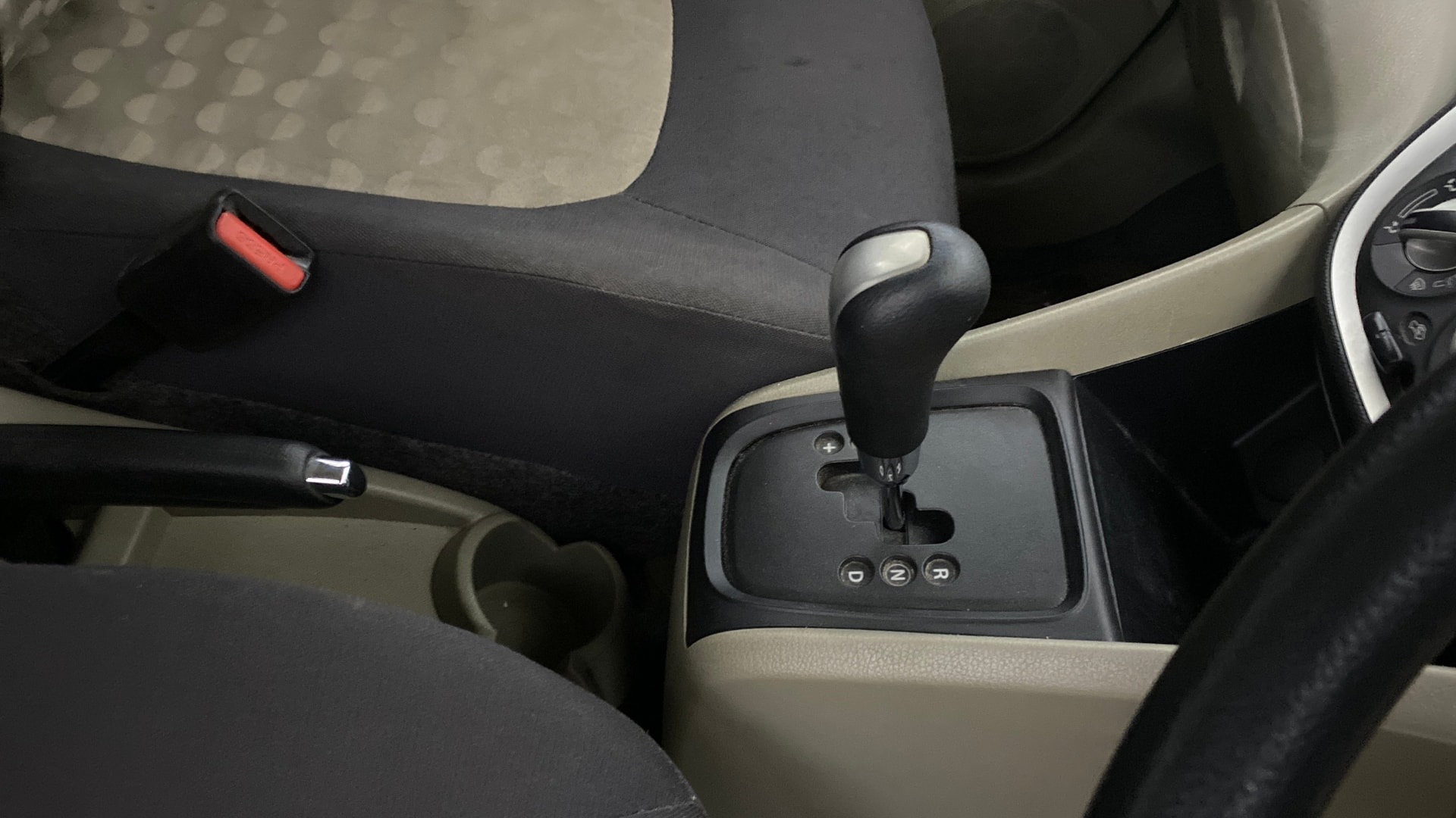 View 2015 Maruti Suzuki 1000 Base Variant Image 38 Used 2015 Maruti Suzuki 1000 Base Variant Image 38
