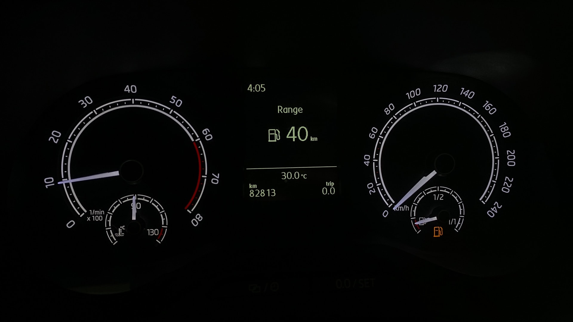 View 2022 Skoda Slavia Ambition 1.0 TSI MT Image 35 Used 2022 Skoda Slavia Ambition 1.0 TSI MT Image 35