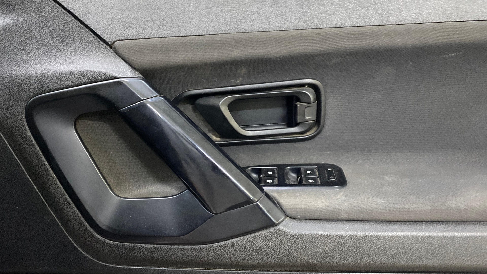 View 2022 Tata Harrier XE Image 39 Used 2022 Tata Harrier XE Image 39