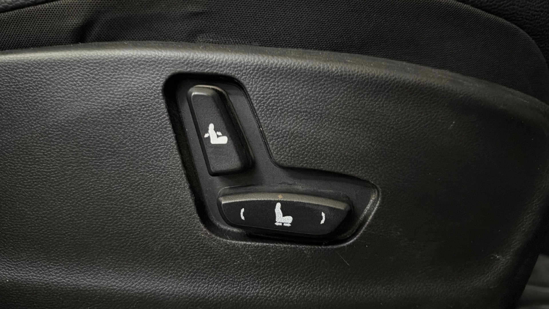 View 2023 MG Hector Plus Sharp Pro 7 Seater Diesel Image 12 Used 2023 MG Hector Plus Sharp Pro 7 Seater Diesel Image 12
