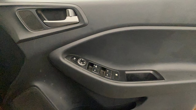 View Hyundai i20 Active Image 32 Used Hyundai i20 Active Image 32