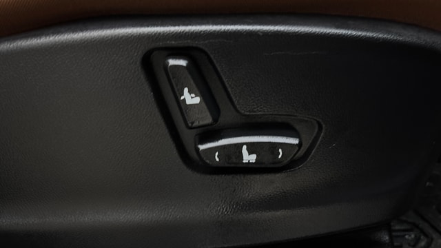 View MG Hector Plus Image 20 Used MG Hector Plus Image 20